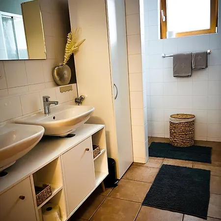 Modern Mountain 6 - An Der Skipiste Appartement *