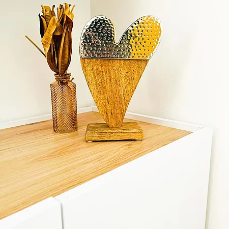 Modern Mountain 6 - An Der Skipiste * 劳里斯