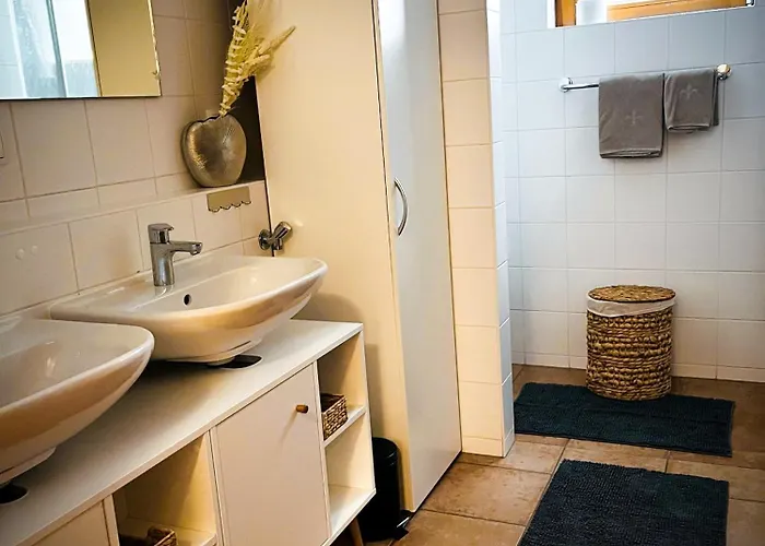 Modern Mountain 6 - An Der Skipiste Daire *